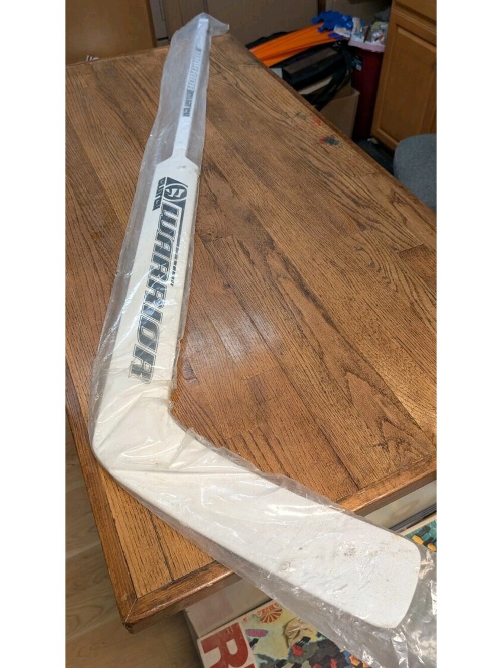 Warrior Covert Clutch Emery 25 Mid Lie 14 Hockey Stick 62" Canada
